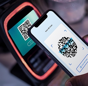 Photo with the image cashless payment